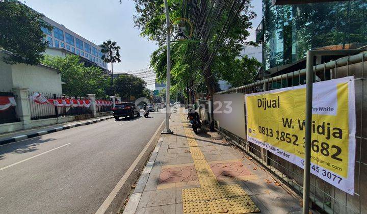 Rumah Pinggir Jalan dan Cocok Untuk Kantor @Jl Tanah Abang 2