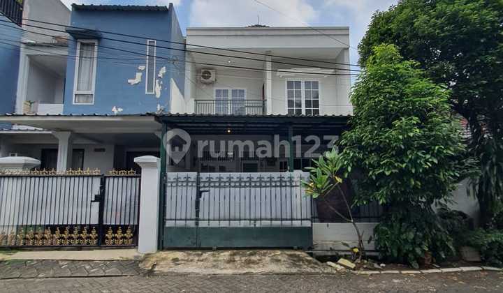 Rumah Siap Huni dengan Hunian Nyaman dan Asri di Bintaro Jaya