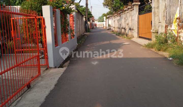 Rumah Siap Huni dengan Hunian Nyaman dan Asri di Ciputat. 2