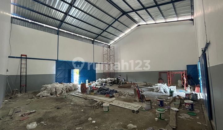 Warehouse in the Center of Demak City, 1 Minute to Demak Grand Market