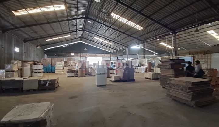 WAREHOUSE FOR RENT in DKI Kav warehouse, Cipondoh, Tangerang