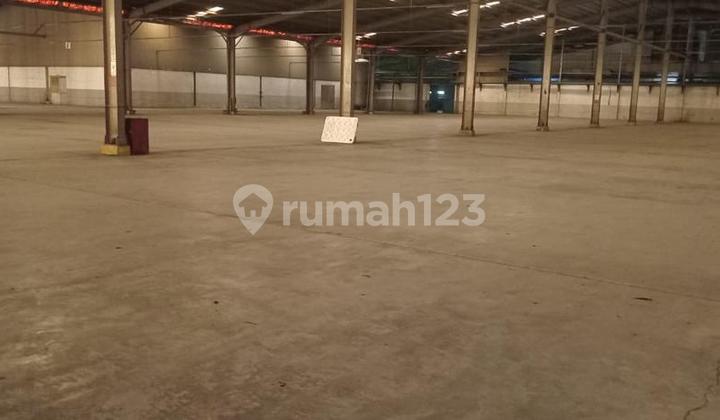 Disewakan Gudang Siap Pakai Rapi & Bersih di Jalan Daan Mogot Disewakan Gudang Siap Pakai Rapi & Bersih di Jalan Daan Mogot