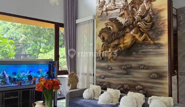 Dijual Cepat Rumah Mewah Hoek di Pakubuwono Jakarta Selatan 2