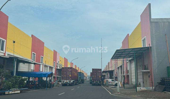 Dijual Cepat Gudang Sedayu Bizpark Cakung Jakarta Timur  2