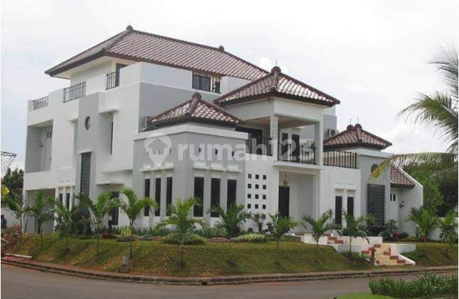 For Sale Luxury Corner House Ready to Occupy in Bintaro Sector IX - Graha Taman