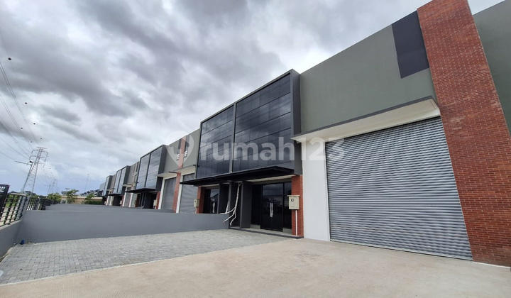 Disewakan Gudang Kawasan Blessindo Brand New Type 14 Siap Pakai Disewakan Gudang Kawasan Blessindo Brand New Type 14 Siap Pakai