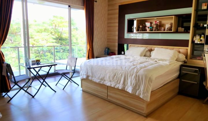 FOR SALE / FOR RENT Luxury 3-Storey House Golf Residen at Kemayoran Central Jakarta 2