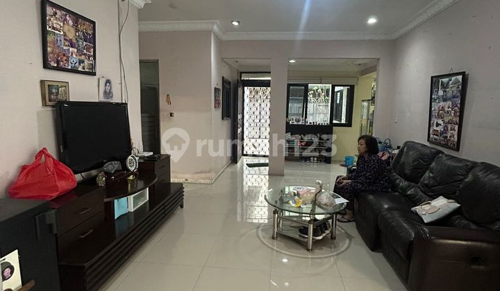 Dijual Cepat Rumah di Gading Pandawa Posisi Rumah Hoek Harga Miring