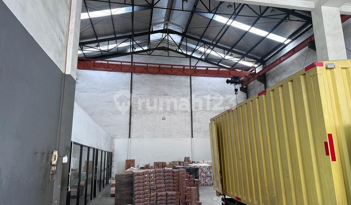 For Rent Ready-to-Use Warehouse in Kapuk Peternakan (Boulevard) Corner Warehouse Position