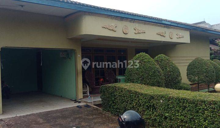 Rumah 2 Lantai Bagus SHM di Ciputat, Tangerang Selatan 1