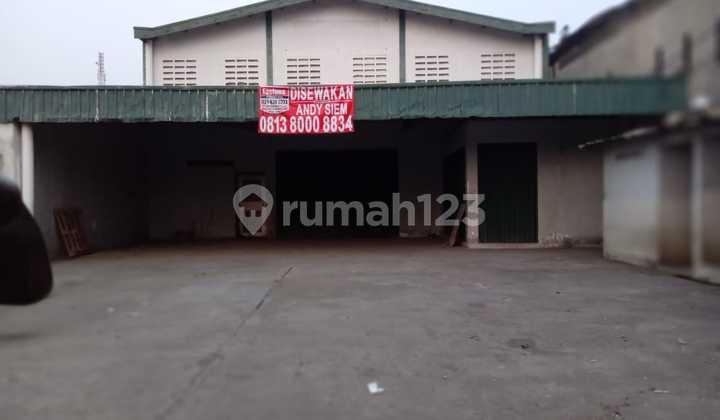 Warehouse Pasar Rebo East Jakarta
