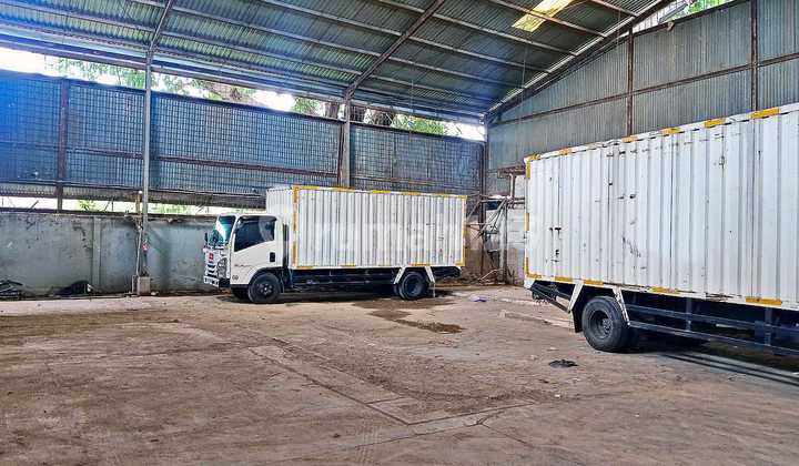 Kedoga Raya Warehouse