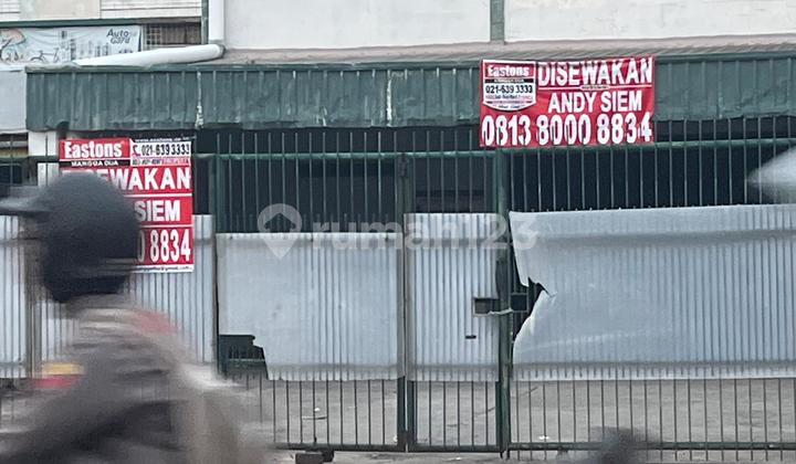 Warehouse Pasar Rebo East Jakarta