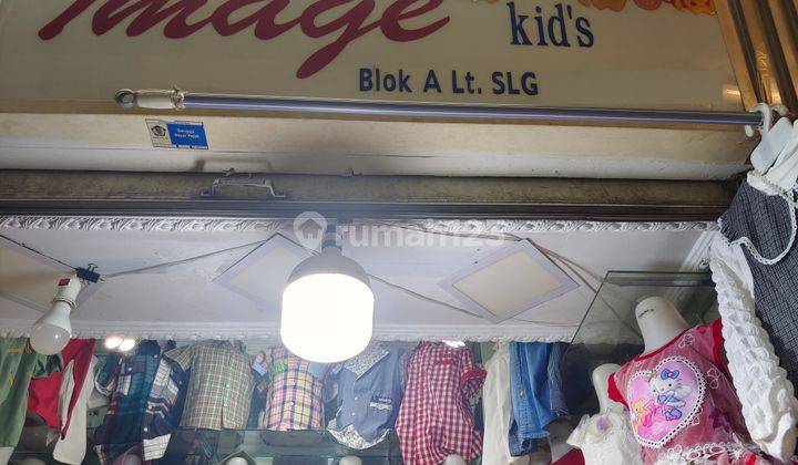 Kios Kecil Badan Di Pasar Tanah Abang Blok A Lantai Slg Jakarta Pusat 1