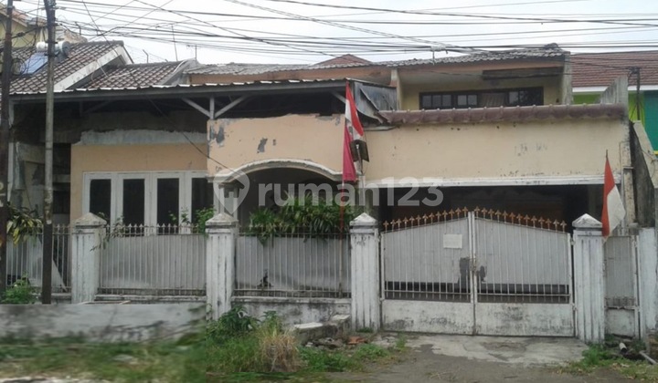 Rumah Tua 1,5 Lantai Masih Dihuni Di Cipinang Timur Jakarta Timur 2