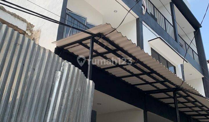 Rumah Baru 3 Lantai (gg Motor) Di Daerah Rambutan Barat Tanjung Duren Jakarta Barat 2