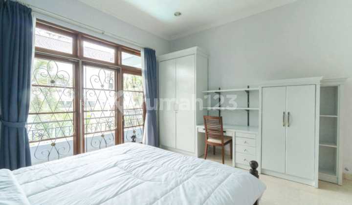 Disewakan Rumah Mewah Di Taman Telaga Golf Bsd Disewakan Rumah Mewah Di Taman Telaga Golf Bsd