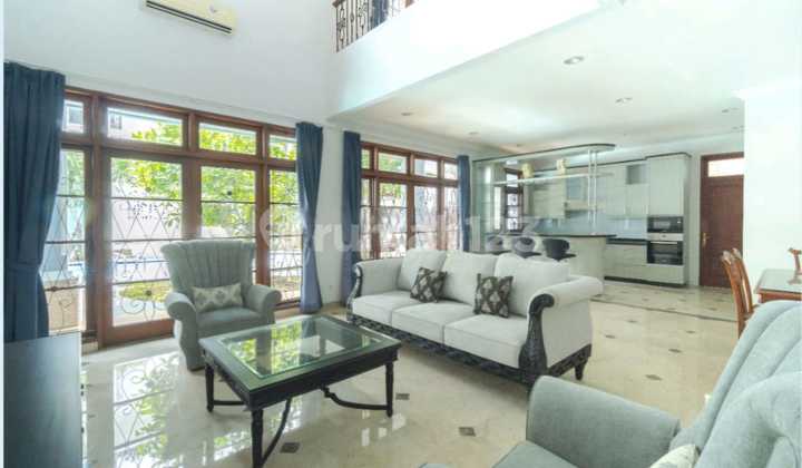 Disewakan Rumah Mewah Di Taman Telaga Golf Bsd  2