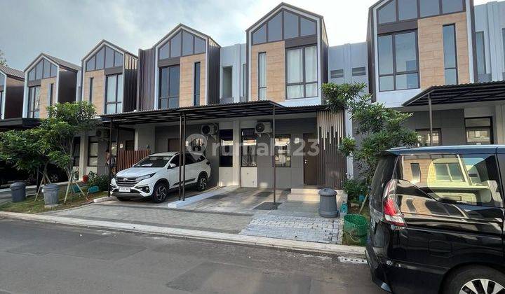 Rumah Minimalis Cantik dengan Lokasi yang sangat Strategis  1