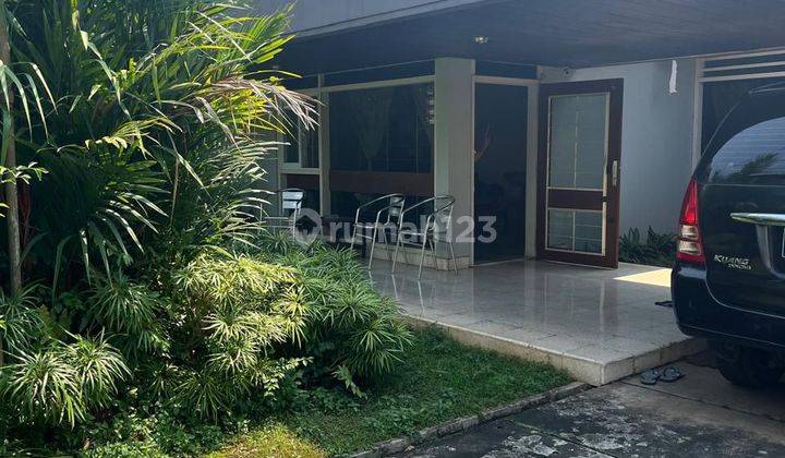 Rumah 2 Lantai Di Jl Kebayoran Lama  2