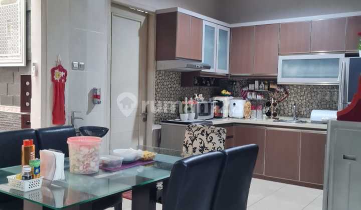 Lokasi Strategis, Cluster, Aman, Security 24 Jam Dekat Stasiun KRL, Lingkungan Asri,Taman Bermain Anak