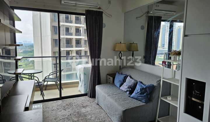 Fully Furnished, Facing the Swimming Pool