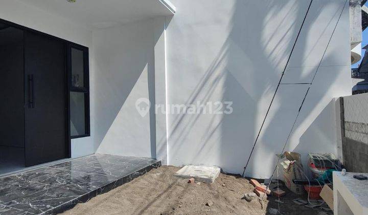 Dijual Rumah Baru Wisma Permai Barat Surabaya Minimalis Modern 2