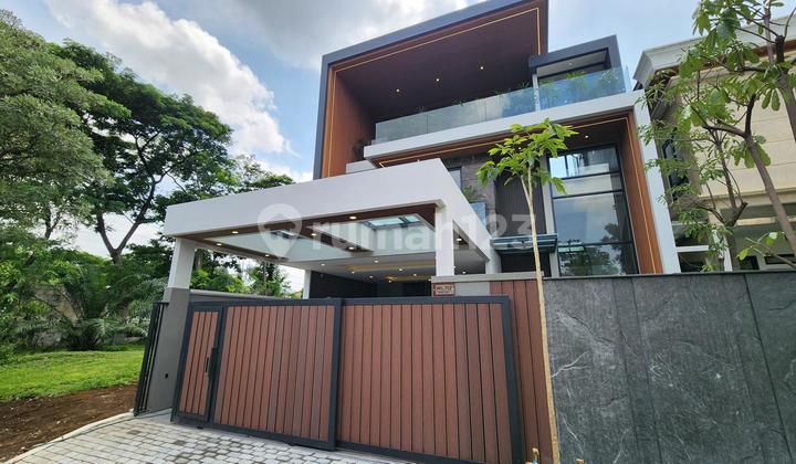 Dijual Rumah Citraland Woodland Baru Semi Furnish Surabaya Barat