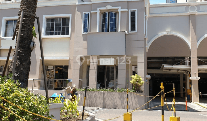 Ruko di Tokan Waterplace Pakuwon Indah Surabaya, Surabaya 150 m 1