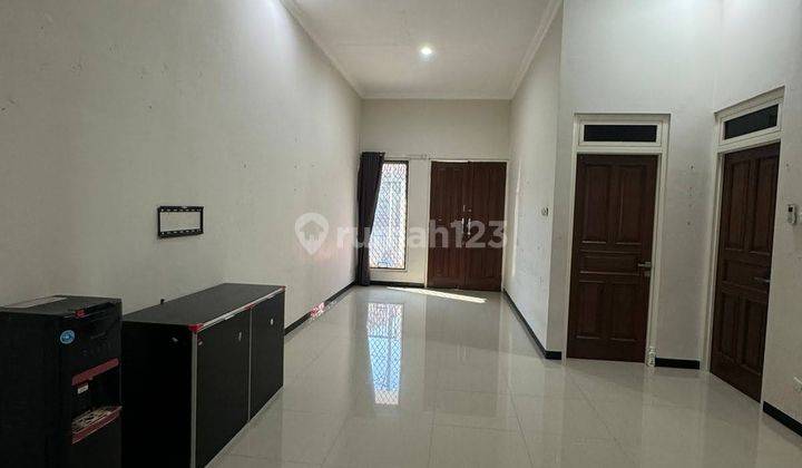 Dijual Rumah Siap Huni Manyar Tirtoyoso Surabaya 2