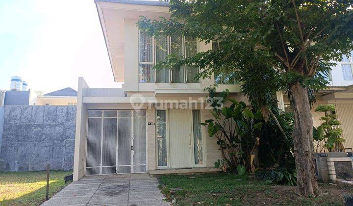 Rumah 2 Lantai Bagus Unfurnished SHM di Pakuwon Indah, Surabaya , Surabaya 1