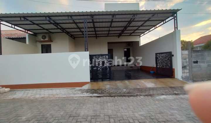 Rumah Mewah Dekat Masjid Di Manyaran  1