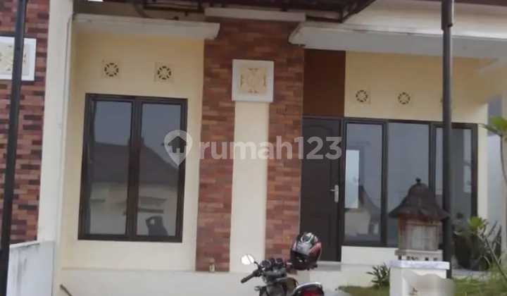 Rumah Kuat Kokoh di Teras Bali Mijen 2