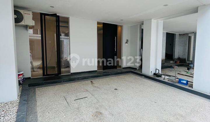 Luxury House Near Ada Majapahit, Free Fees with Bonus AC and Water Heater in Semarang 2