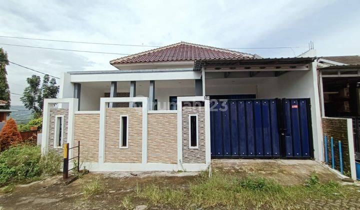 RUMAH CANTIK KOKOH DEKAT ANEKA JAYA CANDI PAWON MANYARAN 1