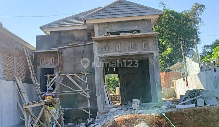 RUMAH CANTIK MURAH DEKAT KELURAHAN PAKINTELAN GUNUNG PATI 2