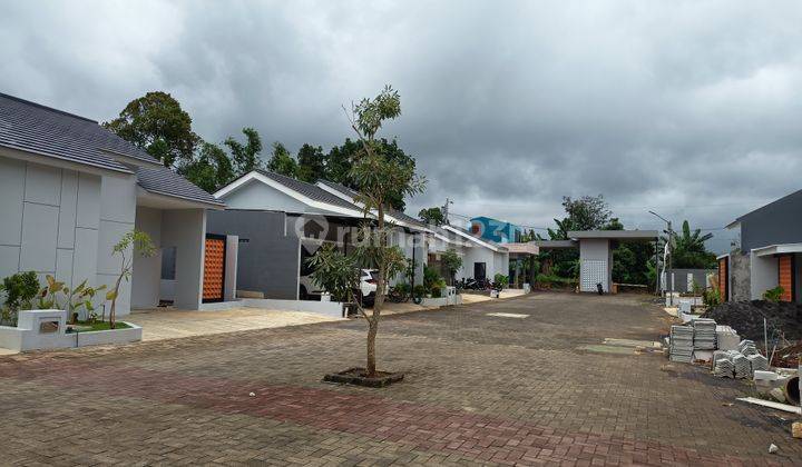 Rumah Jatisari Spek Mewah Dekat Polsek Mijen Semarang 2