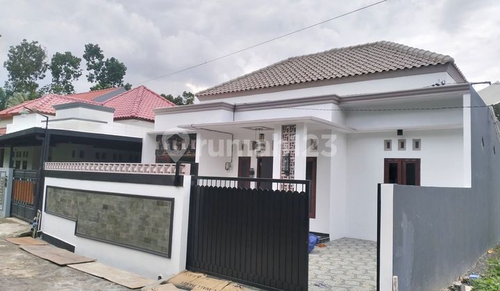 Rumah Mewah Dekat Kampus Unnes di Ngijo Gunung Pati Semarang 1
