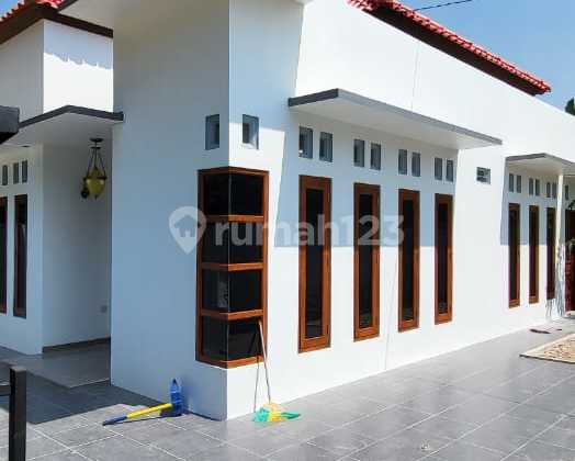 Rumah Cantik Minimalis Di Ngijo Gunung Pati Semarang 2