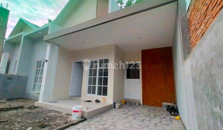 Rumah Baru Dekat Kampus Unika Sampangan 1