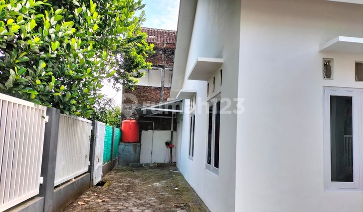 Rumah Hook Murah Di Jatisari Semarang 2