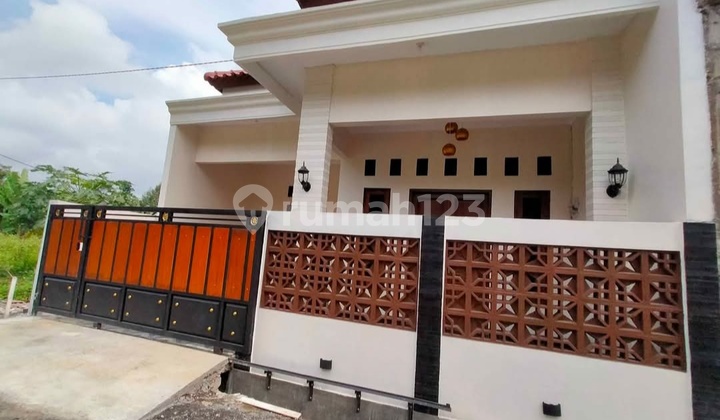 Rumah Mewah 3 Menit Kampus Unnes Gunung Pati 1