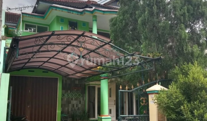 Spacious Grand House in Ngesreb Tembalang 1