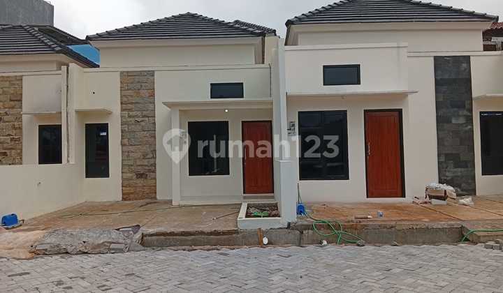 Rumah Minimalis Dekat Ada Setia Budi Semarang 1