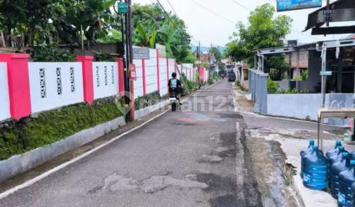 Boarding House Behind Ketileng Hospital Semarang Boarding House Behind Ketileng Hospital Semarang