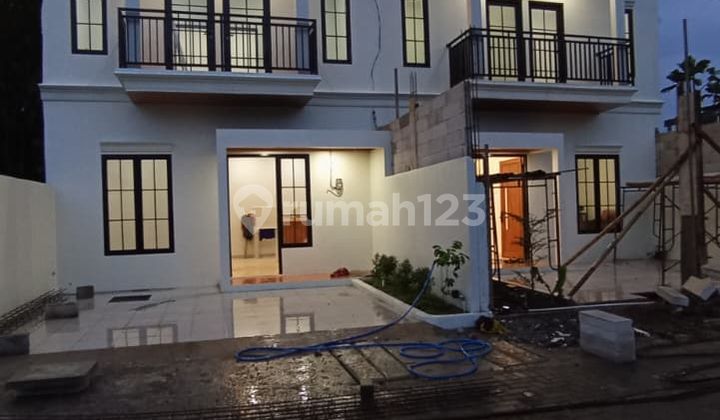 Luxury House Near Fatmawati in Pedurungan Semarang 2