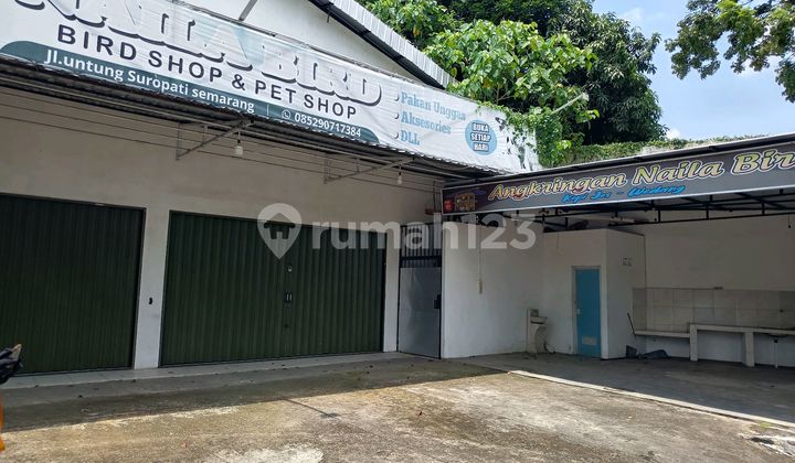 Strategic Shop House Near Islamic Center Manyaran Semarang 2