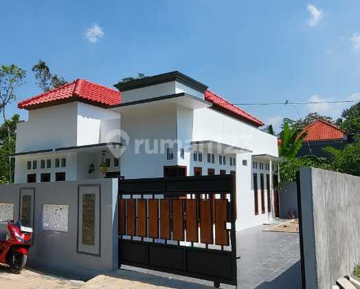 Rumah Cantik Minimalis Di Ngijo Gunung Pati Semarang 1
