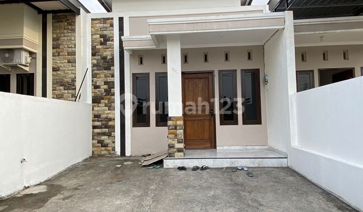 Rumah Mewah Ready Bebas Banjir Di Semarang Timur  1