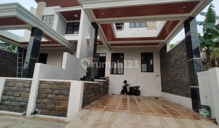Rumah Mewah Bonus Kolam Renang Di Manyaran Semarnag 1